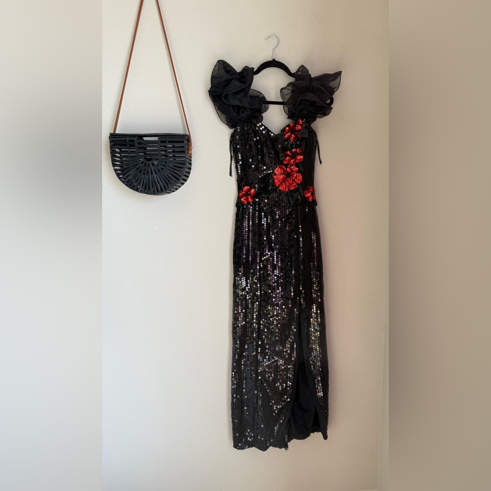 Vintage 80s Loralie Sequin Taffeta Slit Sweetheart Ruffle Shoulder Dress, Size 6